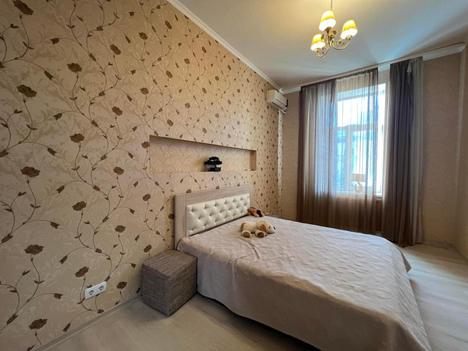 Apartment On Baseinaya Street 13 Kiev Ngoại thất bức ảnh