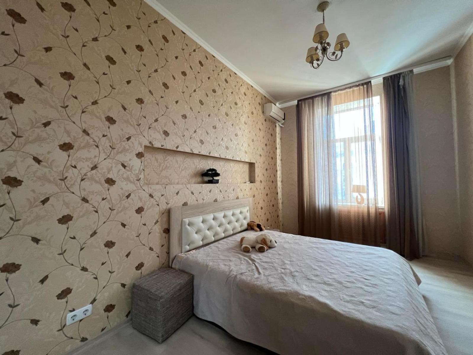 Apartment On Baseinaya Street 13 Kiev Ngoại thất bức ảnh